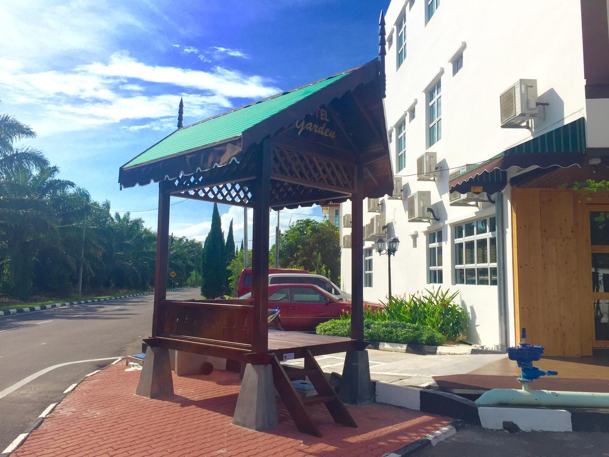 Semerah Garden Hotel Pontian Kecil Dış mekan fotoğraf