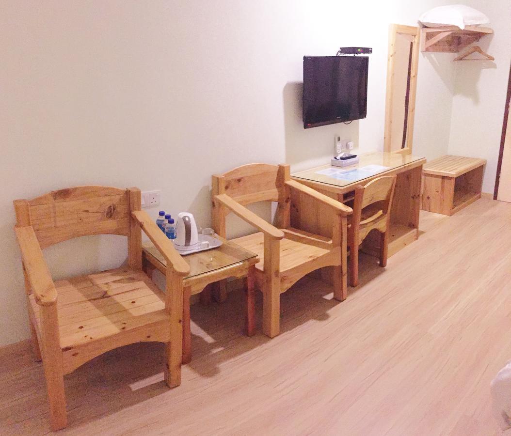 Semerah Garden Hotel Pontian Kecil Dış mekan fotoğraf
